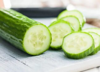 Six Effects Of Cucumber On A Woman’s Body Cucumber