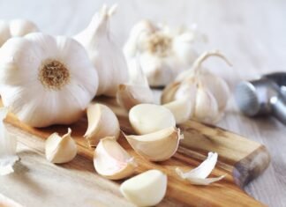 12 Best Foods And Drinks For Liver Health Garlic