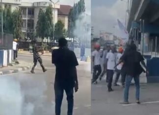 Police Fire Teargas At Protesters In Port Harcourt