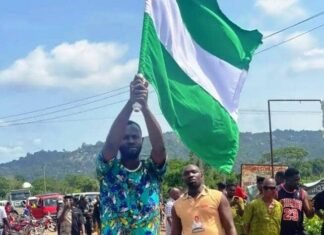 Protesting Youths Block Highway Over Kidnappings, Poor Infrastructure In Edo