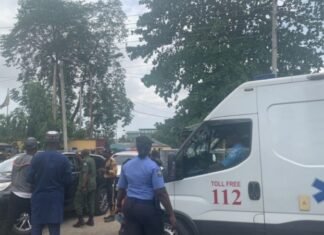 Council Chairman Slumps While Speaking To APC Members At Party Secretariat