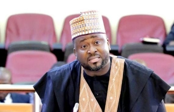 Desmond Elliot Desmond Elliot