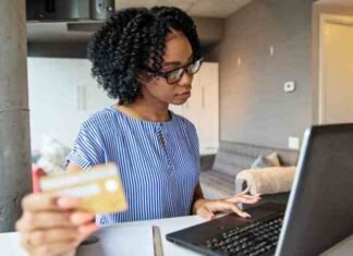 7 Online Businesses Nigerians Use To Earn Daily
