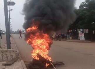 Mob Sets Motorcycle Thief Ablaze In Benue