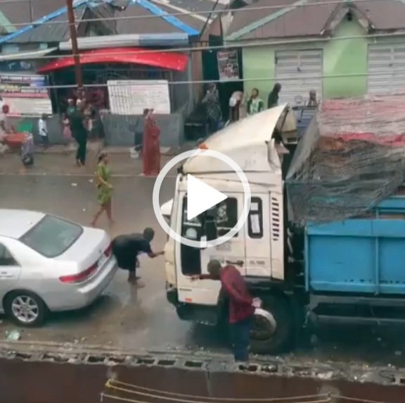 What Pastor Told Church Members To Do In The Rain Sparks Reactions