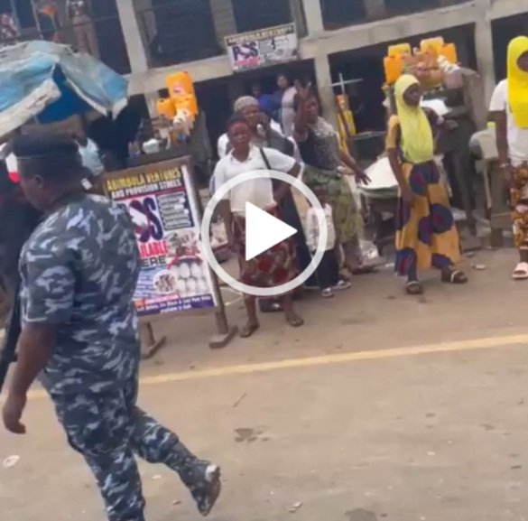 Tinubu Ole, Tinubu Ole — What Residents Did To Tinubu In Ibadan Sparks Reactions