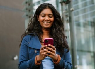 10 Ways To Make Money Using Your Smartphone